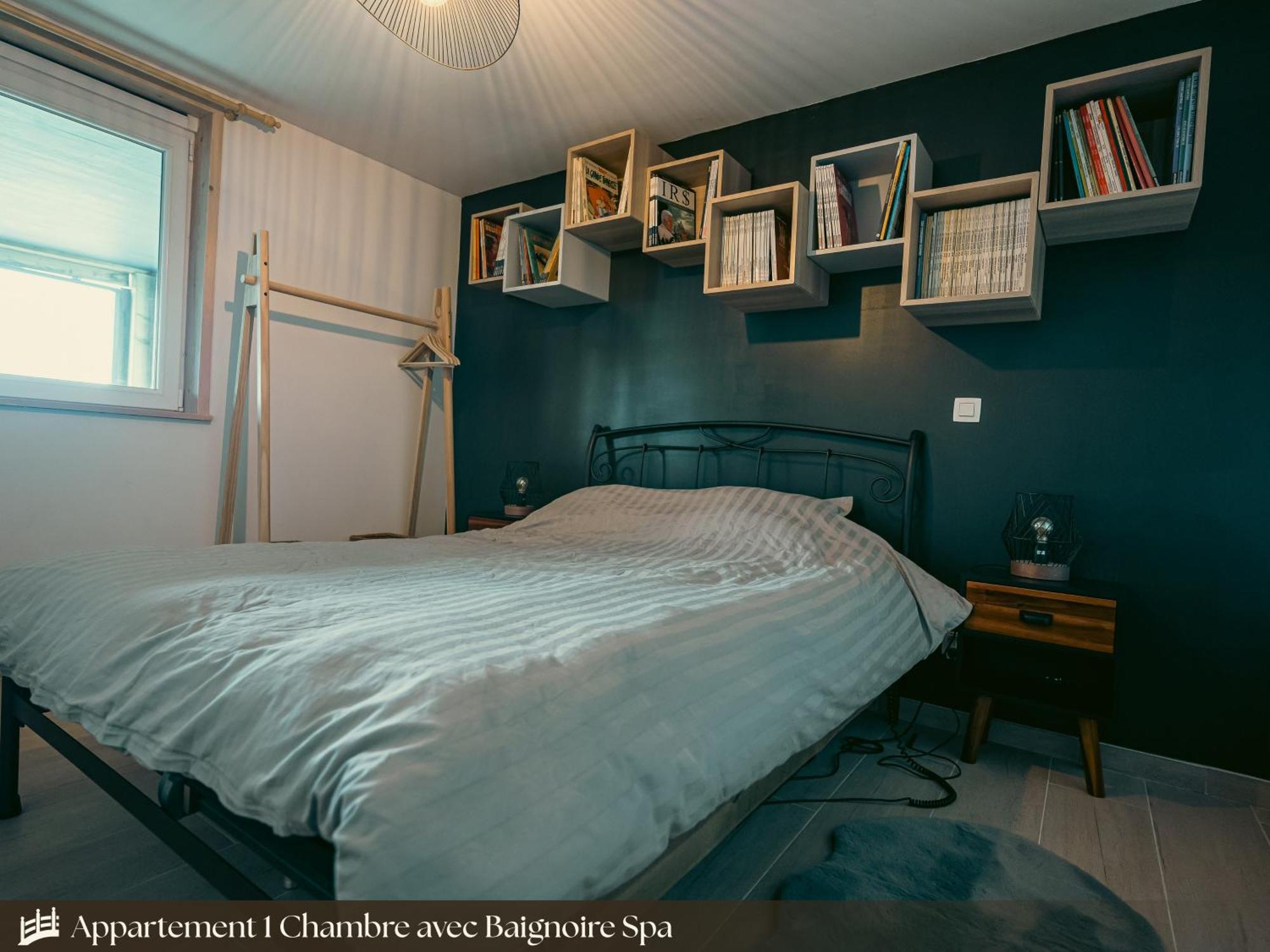 Les Appartements Du Pont Alsort Froidchapelle Luaran gambar